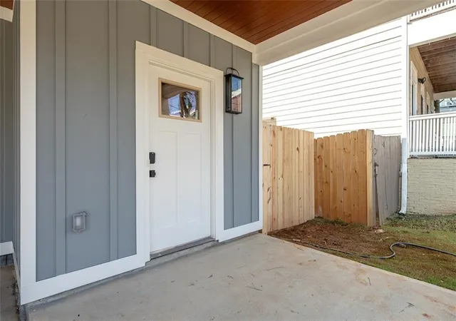 4th image of 171 Farrington Ave SE, Atlanta, GA 30315