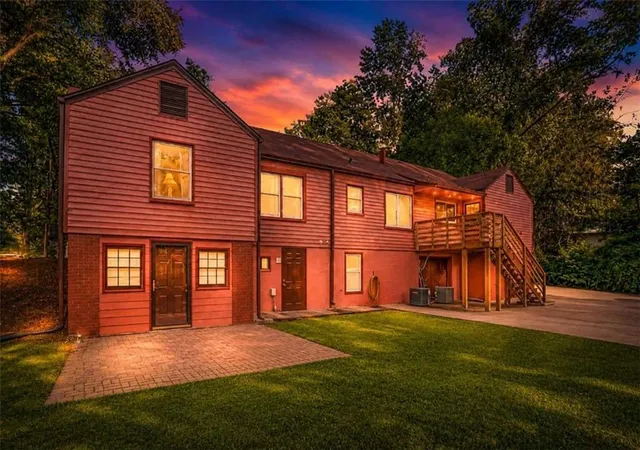 3rd image of 3309 Victoria St, Atlanta, GA 30337 | MLS# 7814233