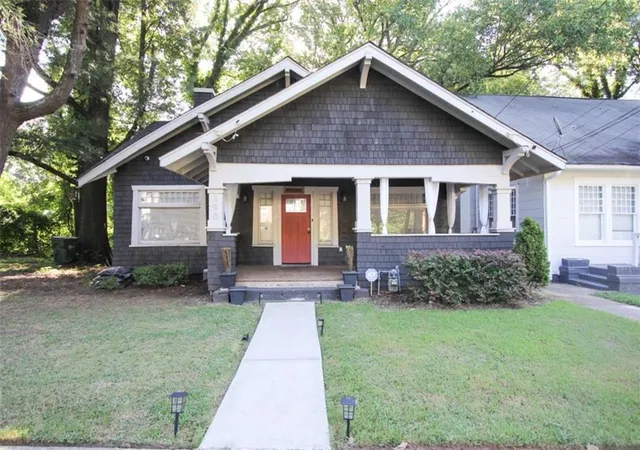 Photo 1 of Single family home for sale at 390 Holderness St Sw, Atlanta, GA 30310 | MLS# 7830357 | Listing updated on 2026-09-01