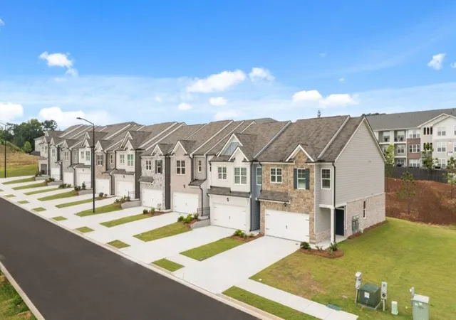 Photo 2 of Townhouse for sale at 3736 Skylar Dr, Douglasville, GA 30135 | MLS# 7728649 | Listing updated on 2026-08-25