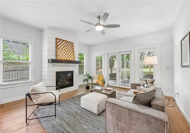 Photo 4 of Townhouse for sale at 951-a Fern Ave SE, Atlanta, GA 30315 | MLS# 7792735 | Listing updated on 2026-09-02
