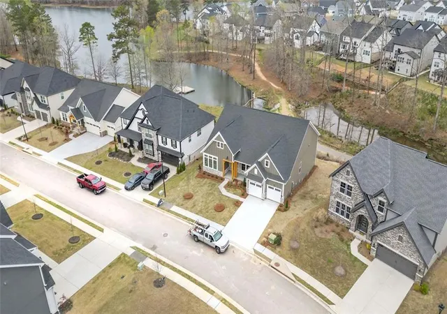 2nd image of 82 Clear Lake Pkwy, Hoschton, GA 30548 | MLS# 7693681