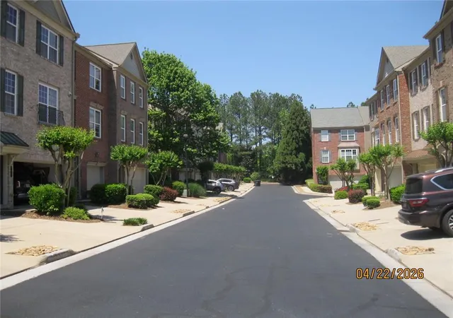 Photo 3 of Townhouse for sale at 5741 Pine Oak Dr, Peachtree Corners, GA 30092 | MLS# 7759806 | Listing updated on 2026-07-23