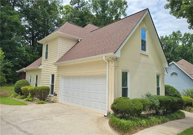 3rd image of 1820 Eagle Summit Ct, Lawrenceville, GA 30043 | MLS# 7789493