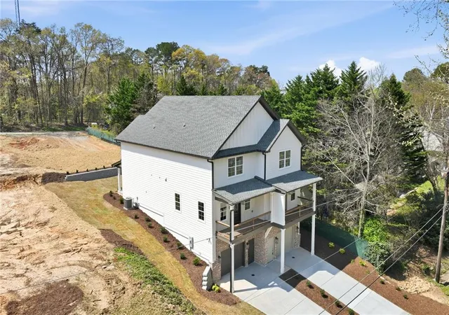 1st image of 1121 Riverside Terrace, Gainesville, GA 30501 | MLS# 7740611