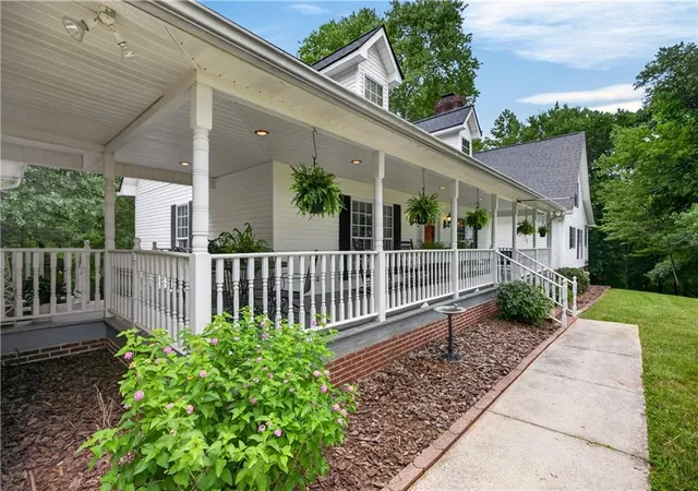 Photo 3 of Sale Pending at 2404 Corinth Poseyville Rd, Bremen, GA 30110 | MLS# 7795498 | Listing updated on 2026-09-02