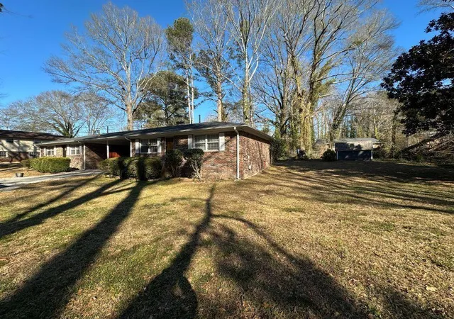 3rd image of 616 Fayetteville Rd, Jonesboro, GA 30236 | MLS# 7804967
