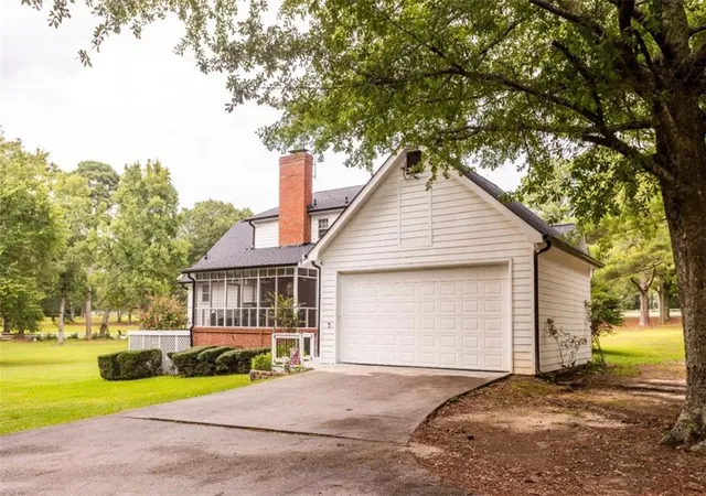 4th image of 3260 N Sharon Church Rd N, Loganville, GA 30052 | MLS# 7822051