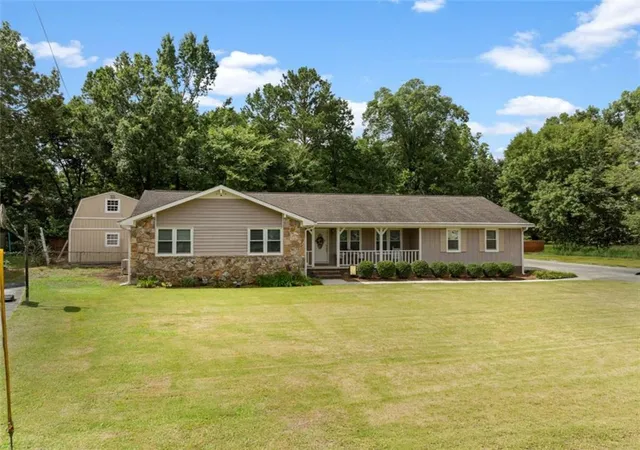 Photo 1 of Single family home for sale at 113 Woodvalley Dr Sw, Rome, GA 30165 | MLS# 7817349 | Listing updated on 2026-09-16