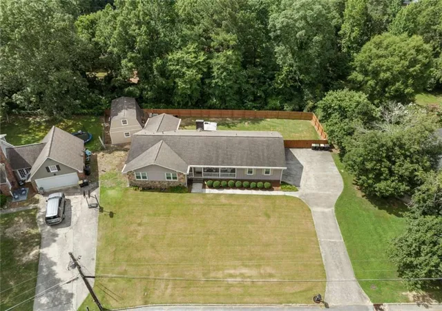 Photo 3 of Single family home for sale at 113 Woodvalley Dr SW, Rome, GA 30165 | MLS# 7817349 | Listing updated on 2026-09-16