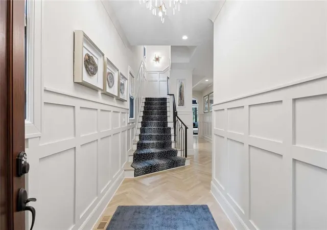 2nd image of 3799 Paces Lookout Cir Se, Atlanta, GA 30339 | MLS# 7813597