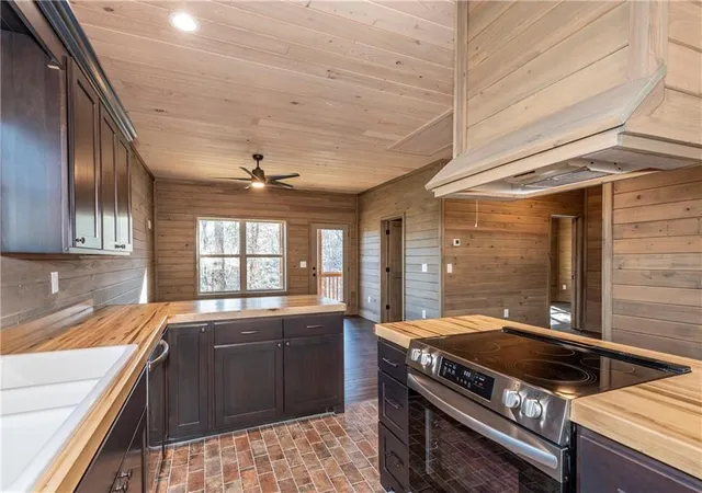 5th image of 1041 Astro Ct Ne, Ranger, GA 30734 | MLS# 7743360