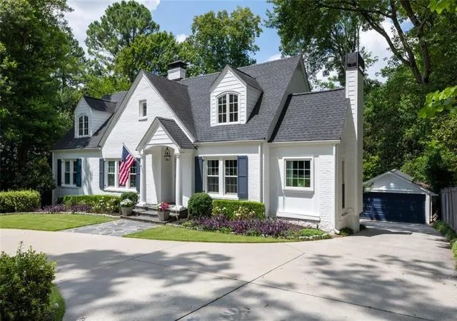 Photo 1 of Single family home for sale at 3590 Ivy Rd Ne, Atlanta, GA 30342 | MLS# 7811357 | Listing updated on 2026-08-19