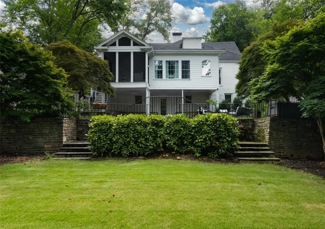 Photo 4 of Single family home for sale at 3590 Ivy Rd NE, Atlanta, GA 30342 | MLS# 7811357 | Listing updated on 2026-08-19