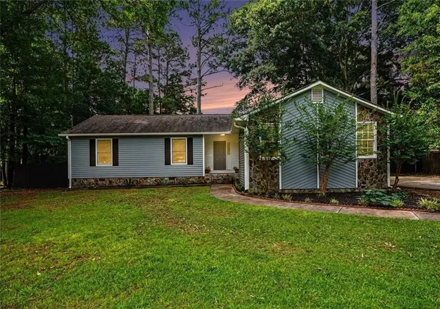 Photo 1 of Sale Pending at 1708 Rosewood Dr, Griffin, GA 30223 | MLS# 7781568 | Listing updated on 2026-09-06