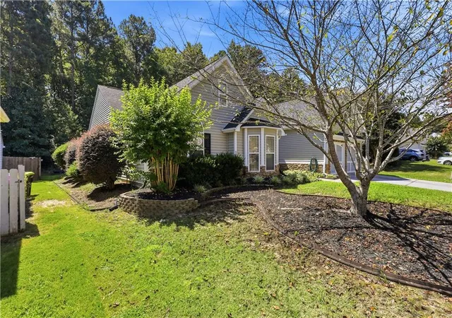 Photo 2 of Single family home for sale at 141 Reid Plantation Dr, Villa Rica, GA 30180 | MLS# 7828858 | Listing updated on 2026-09-14