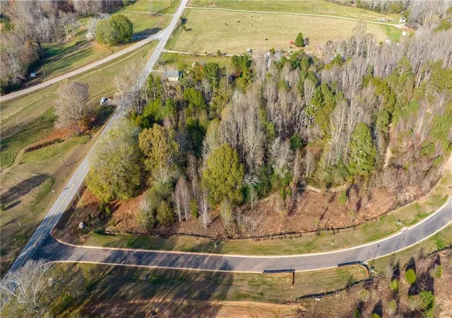 3rd image of 5405 Oak Manor Wy, Murrayville, GA 30564 | MLS# 7819381