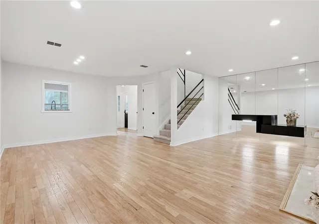 1st image of 512 Mcgill Pl Ne, Atlanta, GA 30312 | MLS# 7806955