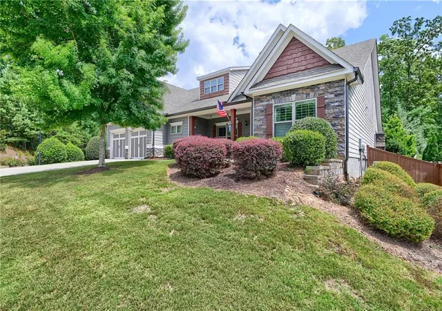 2nd image of 9 Lake Sydney Dr, Dawsonville, GA 30534 | MLS# 7806910