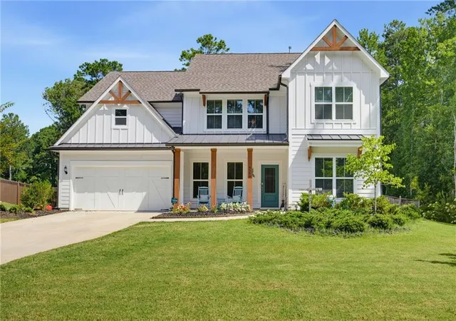Photo 1 of Single family home for sale at 6156 Collins Rd Nw, Acworth, GA 30101 | MLS# 7825278 | Listing updated on 2026-09-13