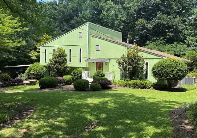 1st image of 2880 Almand Ct Nw, Conyers, GA 30012 | MLS# 7814114