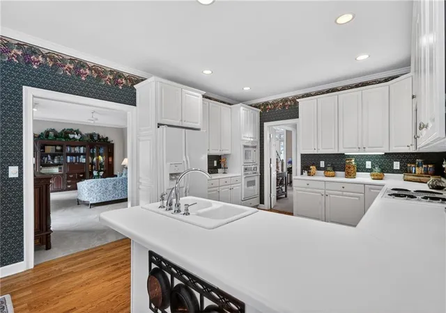 Photo 4 of Sale Pending at 1800 Brookstone Dr, Snellville, GA 30078 | MLS# 7791108 | Listing updated on 2026-08-28