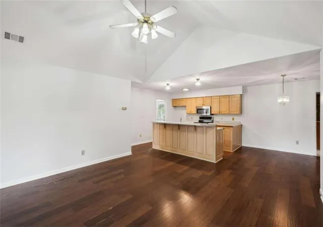 3rd image of 836 Hog Mountain Rd, Winder, GA 30680 | MLS# 7743082