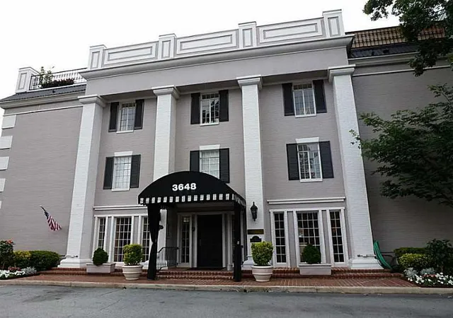 Condominium at 3648 Peachtree Rd Ne #1 N, Atlanta, GA 30319 | MLS# 5037014 |  | Sold on 2012-08-23