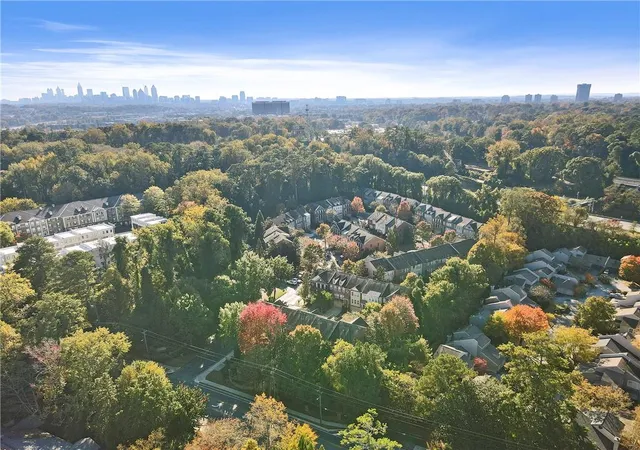 38th image of 2871 Overlook Wy, Atlanta, GA 30324 | MLS# 7726876