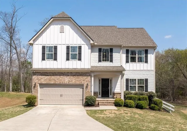 1st image of 17 Four Feathers Ln NE, Rydal, GA 30171 | MLS# 7743074
