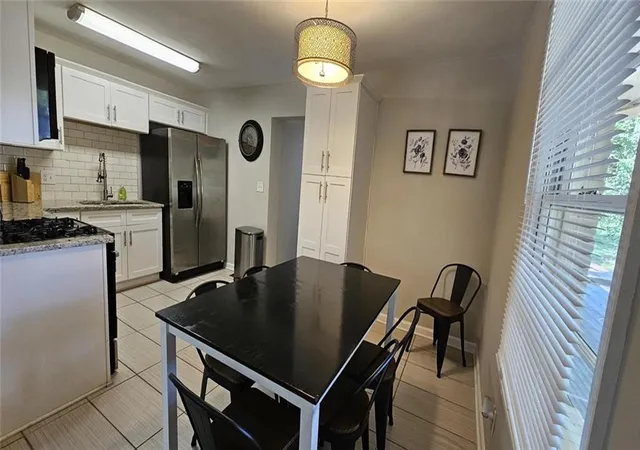 5th image of 2076 W Flat Shoals Ter, Decatur, GA 30034 | MLS# 7763995
