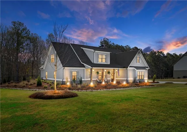 Photo 3 of Single family home for sale at 2128 Stonegate Way, Monroe, GA 30656 | MLS# 7824728 | Listing updated on 2026-09-02