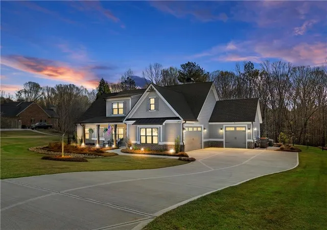 Photo 3 of Single family home for sale at 2128 Stonegate Way, Monroe, GA 30656 | MLS# 7824728 | Listing updated on 2026-09-02