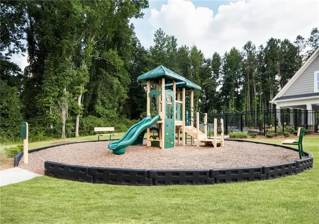 2nd image of 8336 Columbia Ct #LOT 12, Palmetto, GA 30268 | MLS# 7811552