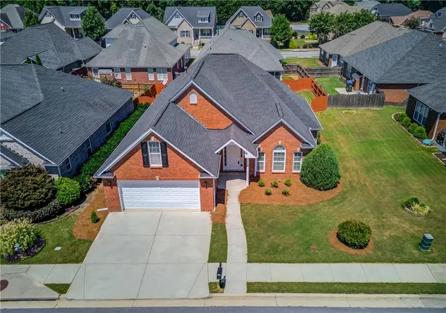 Photo 3 of Sale Pending at 2029 Wicker Wood Wy, Snellville, GA 30078 | MLS# 7827521 | Listing updated on 2026-09-10