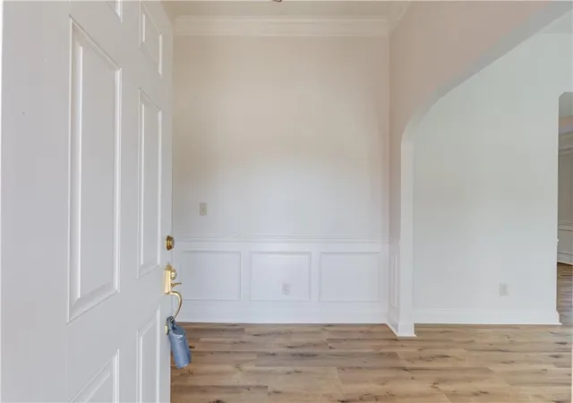 Photo 4 of Sale Pending at 2029 Wicker Wood Wy, Snellville, GA 30078 | MLS# 7827521 | Listing updated on 2026-09-10