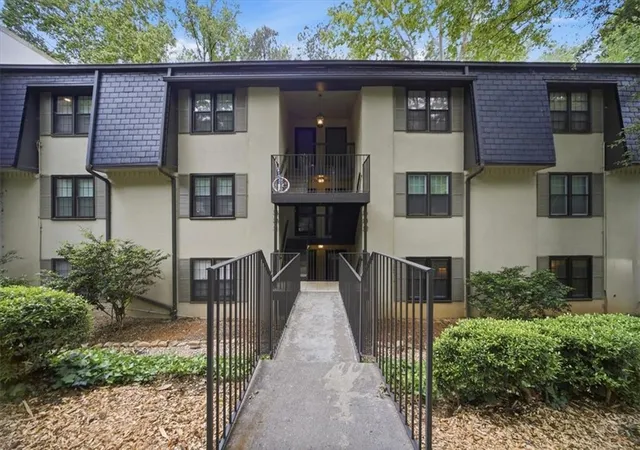 Homes for sale in Atlanta, GA | 32 Arpege Wy Nw #32, Atlanta, GA 30327 | MLS# 7764873