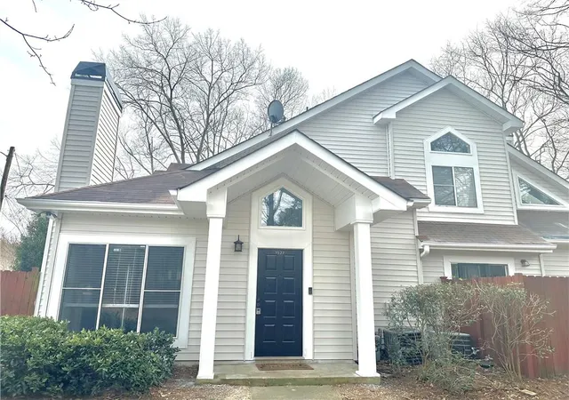 Photo 2 of House for sale at 1525 Whitfield St, Smyrna, GA 30080 | MLS# 7803017 | Listing updated on 2026-07-11