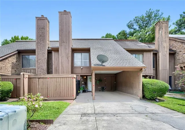 1st image of 85 Willowick Dr, Lithonia, GA 30038 | MLS# 7807364