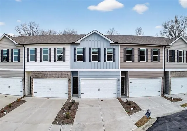 2nd image of 144 Brexley Dr, Calhoun, GA 30701 | MLS# 7730832