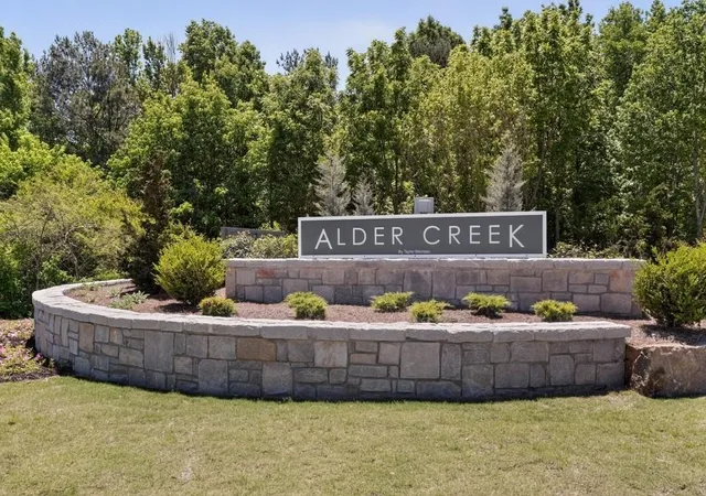 1st image of 749 Meadow Ridge Ln, Cumming, GA 30040 | MLS# 7759042