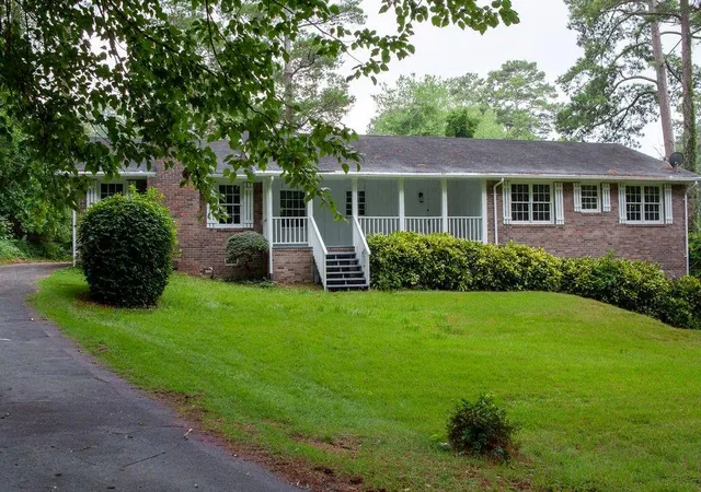 2nd image of 2016 Gibralter Wy, Conyers, GA 30012 | MLS# 7815630