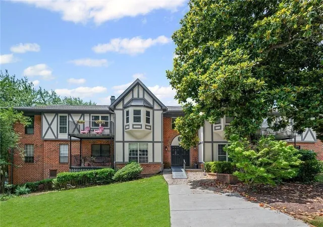 1st image of 6851 Roswell Rd #E-4, Sandy Springs, GA 30328 | MLS# 7711856