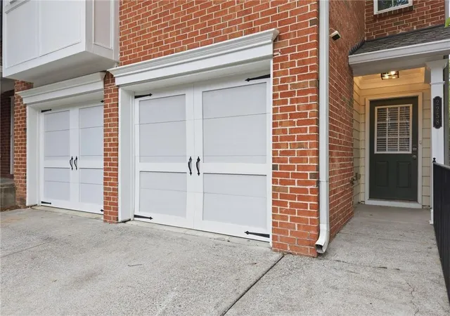 Photo 2 of Townhouse for sale at 2258 Landing Rdg, Duluth, GA 30097 | MLS# 7825152 | Listing updated on 2026-08-23
