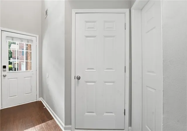 Photo 3 of Townhouse for sale at 2258 Landing Rdg, Duluth, GA 30097 | MLS# 7825152 | Listing updated on 2026-08-23