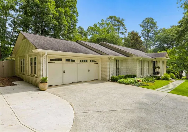 2nd image of 750 Northland Ct, Sandy Springs, GA 30342 | MLS# 7815185