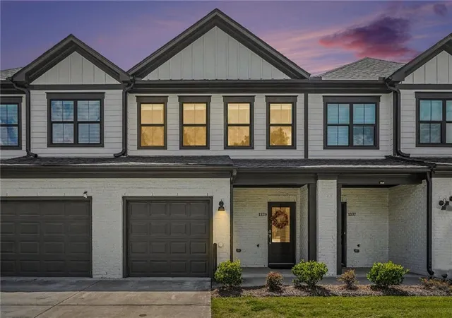 Townhouse for sale at 1339 Parc Bench Rd Se, Atlanta, GA 30316 | MLS# 7829155