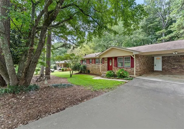 Photo 2 of Sale Pending at 224 Spanish Trails Way, Dallas, GA 30157 | MLS# 7817370 | Listing updated on 2026-09-20
