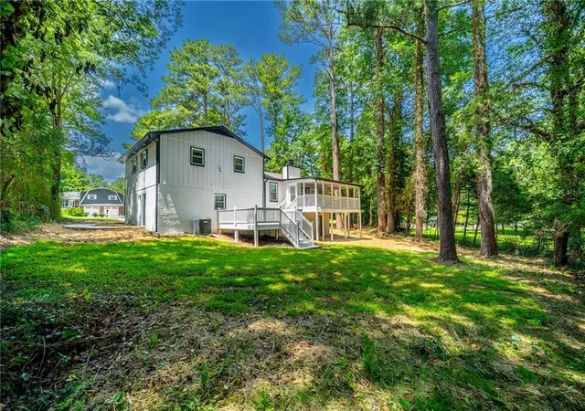 Photo 4 of Single family home for sale at 1158 Research Dr NE, Marietta, GA 30066 | MLS# 7821118 | Listing updated on 2026-09-09