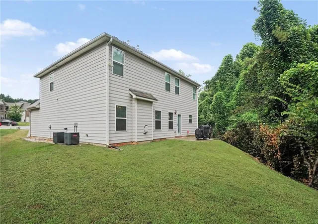 Photo 26 of Single family home for sale at 2724 Trey Ct, Ellenwood, GA 30294 | MLS# 7829409 | Listing updated on 2026-08-30